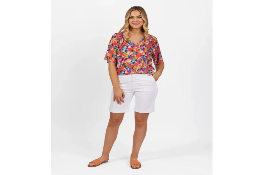 Shop Women’s Fashion: Ladies Long White Shorts and More from Top Online Outlets Shop Women’s Fashion Ladies Long White Shorts and More from Top Online Outlets